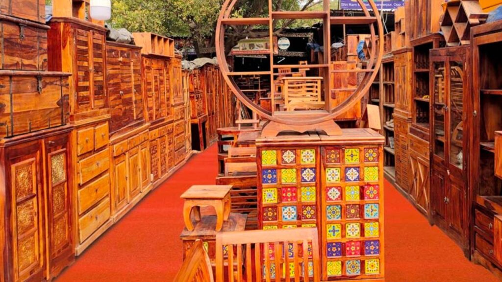 Sikanderpur Furniture Market